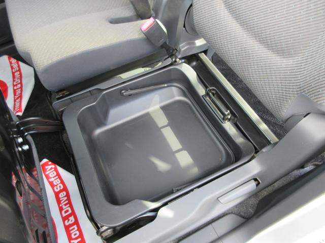 ワゴンＲ ＦＸ　１年走行無制限保証　除菌シートクリーニング　ＳＤナビ　フルセグＴＶ　Ｂｌｕｅｔｏｏｔｈ　ＤＶＤビデオ　シートヒーター　オートエアコン　キーレス（29枚目）