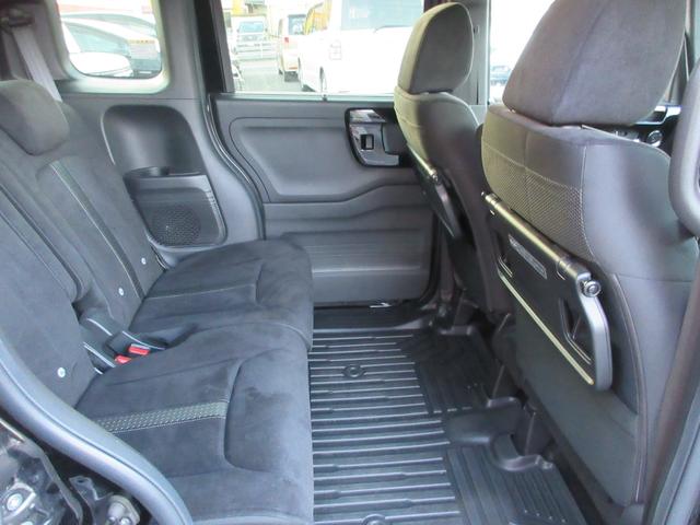 Ｎ－ＢＯＸカスタム Ｌ　ホンダセンシング　１年走行無制限保証　除菌シートクリーニング　ナビ　バックカメラ　フルセグＴＶ　Ｂｌｕｅｔｏｏｔｈ　ＤＶＤビデオ　両側パワースライドドア　ＬＥＤライト　シートヒーター　プッシュスタート（7枚目）