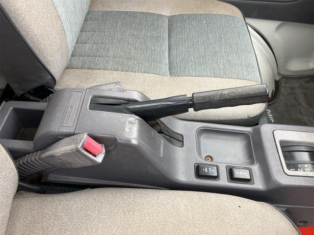 ミニキャブトラック TL 4WD オートマ 荷台ゲートプロテクター ドアバイザー 作業灯 メッキミラー タイミングベルト交換済 走行距離7.4万キロ 修復歴無し(44枚目)