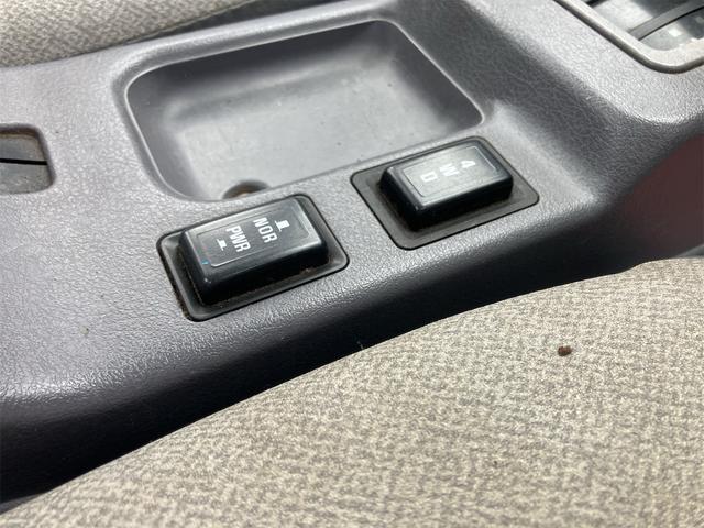 ミニキャブトラック TL 4WD オートマ 荷台ゲートプロテクター ドアバイザー 作業灯 メッキミラー タイミングベルト交換済 走行距離7.4万キロ 修復歴無し(62枚目)