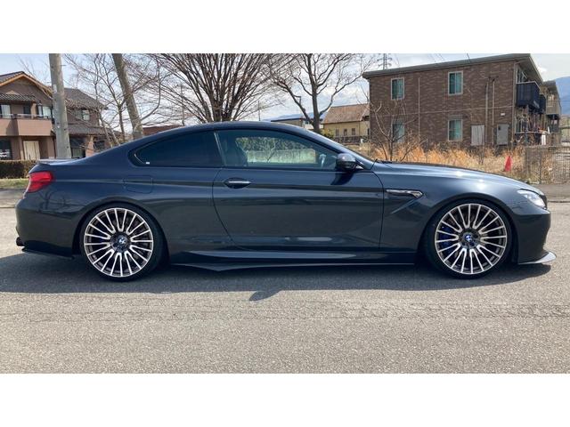 Ｍ６　４．４Ｌ　Ｖ８ツインパワーターボ　新品Ｈ＆Ｒダウンサス・新品ＢＭＷ専用鍛造２１ＡＷ・新品ヨコハマアドバンタイヤ・新品ｔｐｉホイールスペーサー・新品カーボンディフューザー＆カーボンマフラーエンド＆カーボンフロントリップ＆サイドスカート(9枚目)