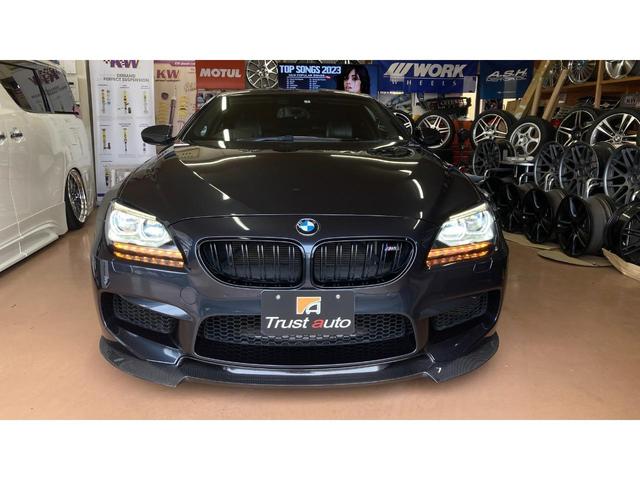 Ｍ６　４．４Ｌ　Ｖ８ツインパワーターボ　新品Ｈ＆Ｒダウンサス・新品ＢＭＷ専用鍛造２１ＡＷ・新品ヨコハマアドバンタイヤ・新品ｔｐｉホイールスペーサー・新品カーボンディフューザー＆カーボンマフラーエンド＆カーボンフロントリップ＆サイドスカート(10枚目)