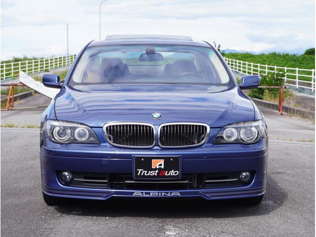 Ｂ７ スーパーチャージ　後期モデル　左ハンドル　アンドロイドナビ・フロント＆バックカメラ・専用２１ＡＷ・アルピナデコライン・専用スポイラー・アルピナメープルウッドインテリア・ＬＡＶＡＬＩＮＡレザー・アルカンターラルーフ・スウィッチトロニック（3枚目）