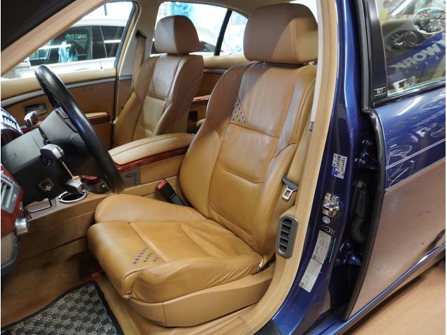 Ｂ７ スーパーチャージ　後期モデル　左ハンドル　アンドロイドナビ・フロント＆バックカメラ・専用２１ＡＷ・アルピナデコライン・専用スポイラー・アルピナメープルウッドインテリア・ＬＡＶＡＬＩＮＡレザー・アルカンターラルーフ・スウィッチトロニック（48枚目）