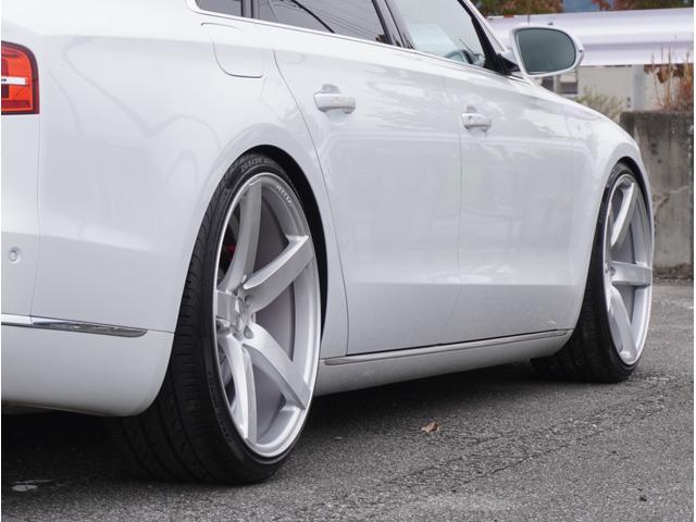 A8 3.0TFSIクワトロ  V6スーパーチャージャー VOSSEN CV3-R 22AW・ロワリングキット・レッドブレーキキャリパー・BOSEサウンド・ヘッドレストモニター・純正ナビ・地デジ・全周囲カメラ・アクティブクルーズコントロール・LEDヘッド(14枚目)