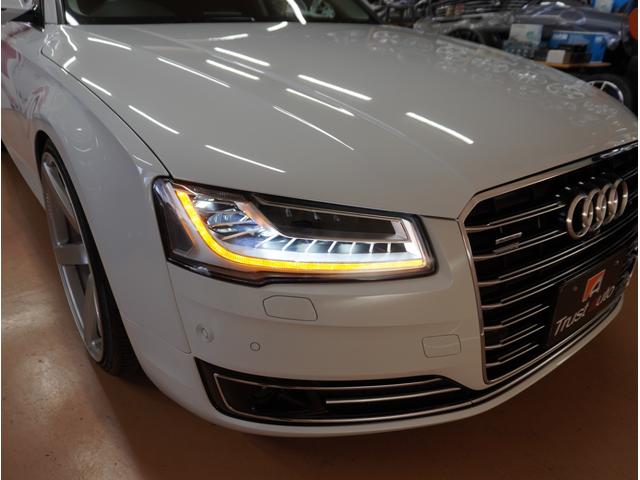 A8 3.0TFSIクワトロ  V6スーパーチャージャー VOSSEN CV3-R 22AW・ロワリングキット・レッドブレーキキャリパー・BOSEサウンド・ヘッドレストモニター・純正ナビ・地デジ・全周囲カメラ・アクティブクルーズコントロール・LEDヘッド(18枚目)