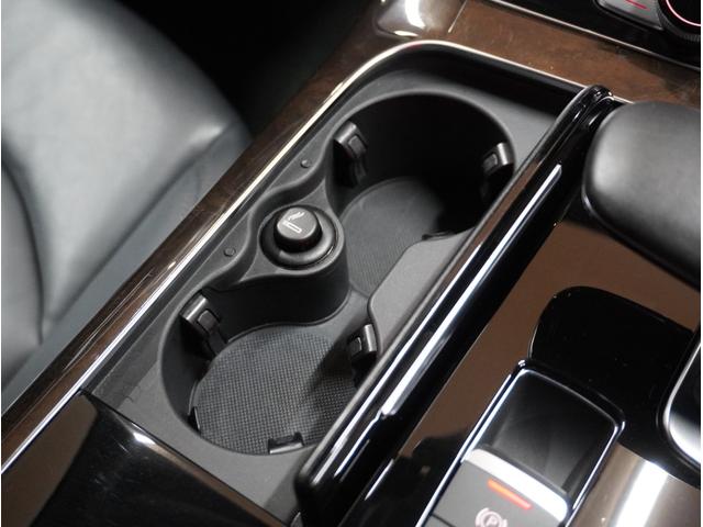 A8 3.0TFSIクワトロ  V6スーパーチャージャー VOSSEN CV3-R 22AW・ロワリングキット・レッドブレーキキャリパー・BOSEサウンド・ヘッドレストモニター・純正ナビ・地デジ・全周囲カメラ・アクティブクルーズコントロール・LEDヘッド(42枚目)