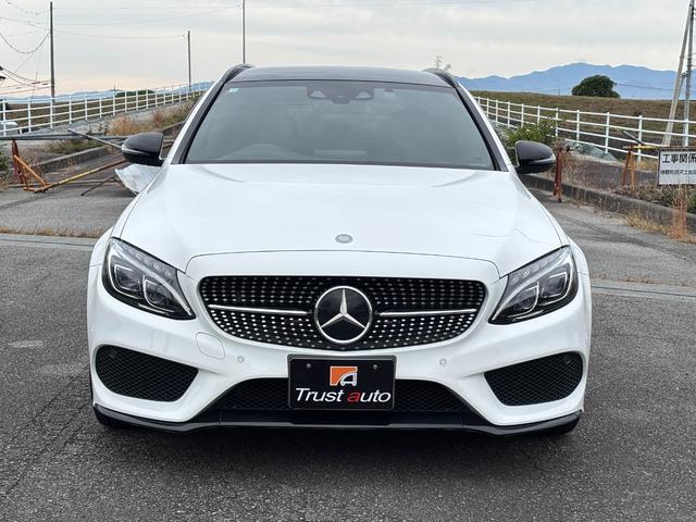 Ｃクラスステーションワゴン Ｃ２００　ステーションワゴン　スポーツ　レーダーセーフティＰＫＧ・ルーフ　ルーフレール　ドアミラー　カスタムブラックペイント・ＡＭＧ１８ＡＷ・ＬＥＤヘッド・エアサス・ヘッドアップディスプレイ・純正ＨＤＤナビ・地デジ・Ｂカメラ・純正ドラレコ（3枚目）