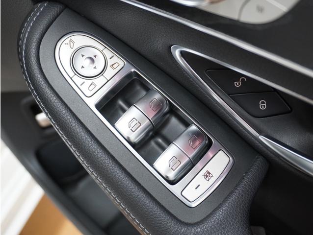 Ｃクラスステーションワゴン Ｃ２００　ステーションワゴン　スポーツ　レーダーセーフティＰＫＧ・ルーフ　ルーフレール　ドアミラー　カスタムブラックペイント・ＡＭＧ１８ＡＷ・ＬＥＤヘッド・エアサス・ヘッドアップディスプレイ・純正ＨＤＤナビ・地デジ・Ｂカメラ・純正ドラレコ（24枚目）