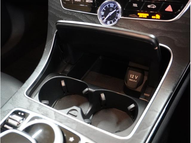 Ｃクラスステーションワゴン Ｃ２００　ステーションワゴン　スポーツ　レーダーセーフティＰＫＧ・ルーフ　ルーフレール　ドアミラー　カスタムブラックペイント・ＡＭＧ１８ＡＷ・ＬＥＤヘッド・エアサス・ヘッドアップディスプレイ・純正ＨＤＤナビ・地デジ・Ｂカメラ・純正ドラレコ（44枚目）