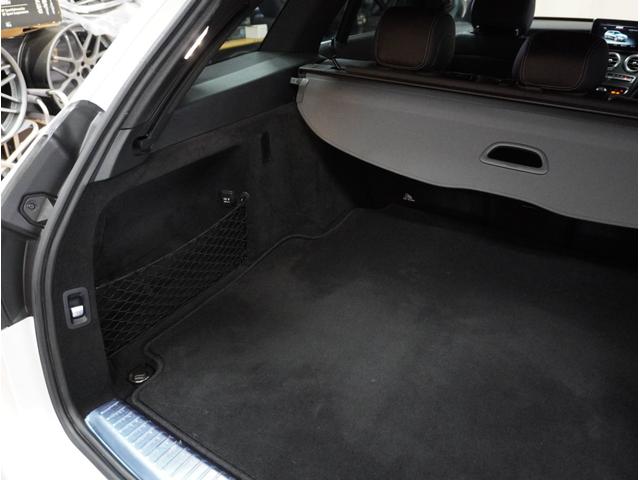 Ｃクラスステーションワゴン Ｃ２００　ステーションワゴン　スポーツ　レーダーセーフティＰＫＧ・ルーフ　ルーフレール　ドアミラー　カスタムブラックペイント・ＡＭＧ１８ＡＷ・ＬＥＤヘッド・エアサス・ヘッドアップディスプレイ・純正ＨＤＤナビ・地デジ・Ｂカメラ・純正ドラレコ（68枚目）