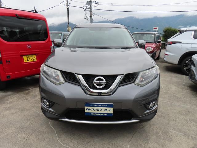 エクストレイル ２０Ｘ　ＥＴＣ　バックカメラ　ナビ　ＴＶ　オートライト　アルミホイール　スマートキー　アイドリングストップ　電動格納ミラー　シートヒーター　ＣＶＴ　盗難防止システム　衝突安全ボディ　ＣＤ　ＤＶＤ再生　ＵＳＢ（16枚目）