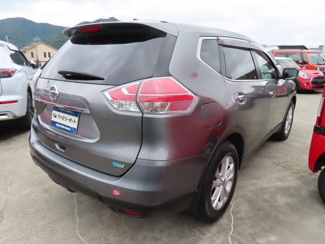 エクストレイル ２０Ｘ　ＥＴＣ　バックカメラ　ナビ　ＴＶ　オートライト　アルミホイール　スマートキー　アイドリングストップ　電動格納ミラー　シートヒーター　ＣＶＴ　盗難防止システム　衝突安全ボディ　ＣＤ　ＤＶＤ再生　ＵＳＢ（18枚目）