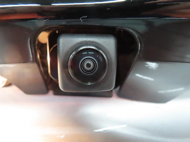 ヤリス Ｘ　ドライブレコーダー　バックカメラ　クリアランスソナー　レーンアシスト　衝突被害軽減システム　オートライト　スマートキー　ＣＶＴ　盗難防止システム　衝突安全ボディ　ＡＢＳ　ＥＳＣ　ＵＳＢ（17枚目）