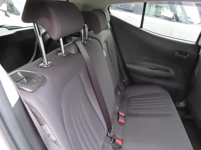 ご覧頂きまして誠に有難うございます！！是非ご来店して頂き、実際にご覧になって頂ければと思います。お客様からのご連絡をスタッフ一同、心よりお待ちしております