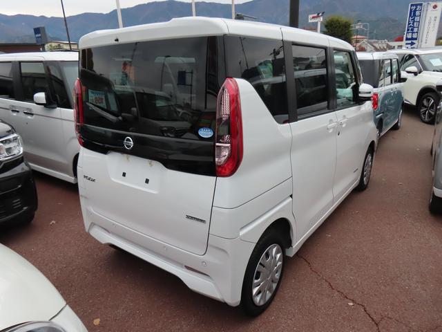 ルークス Ｘ　４ＷＤ　ＥＴＣ　全周囲カメラ　両側スライド・片側電動　クリアランスソナー　衝突被害軽減システム　オートマチックハイビーム　スマートキー　アイドリングストップ　シートヒーター　ＣＶＴ　盗難防止システム（3枚目）