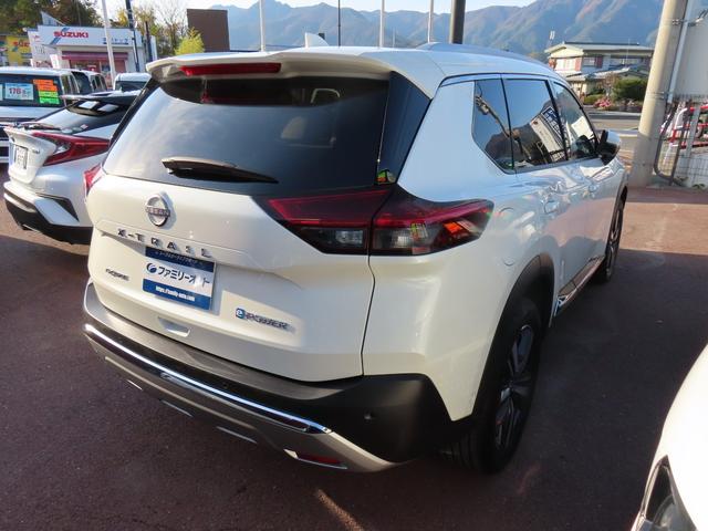 エクストレイル Ｇ　ｅ－４ＯＲＣＥ　ドライブレコーダー　全周囲カメラ　クリアランスソナー　オートクルーズコントロール　パワーシート　パークアシスト　衝突被害軽減システム　サンルーフ　ナビ　ＬＥＤヘッドランプ　アルミホイール（15枚目）