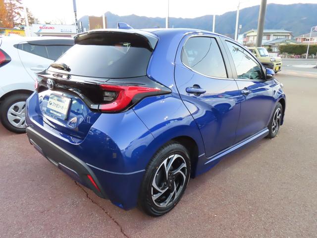 ヤリス Ｚ　バックカメラ　オートクルーズコントロール　レーンアシスト　衝突被害軽減システム　アルミホイール　オートマチックハイビーム　オートライト　ＬＥＤヘッドランプ　スマートキー　シートヒーター　ＭＴ（15枚目）