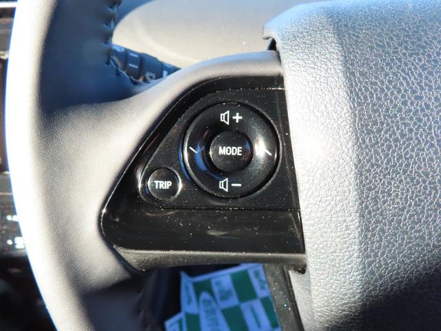 プリウス S ドライブレコーダー ETC バックカメラ ナビ クリアランスソナー オートクルーズコントロール レーンアシスト 衝突被害軽減システム アルミホイール オートマチックハイビーム オートライト(7枚目)