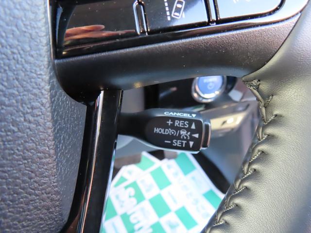 プリウス S ドライブレコーダー ETC バックカメラ ナビ クリアランスソナー オートクルーズコントロール レーンアシスト 衝突被害軽減システム アルミホイール オートマチックハイビーム オートライト(9枚目)