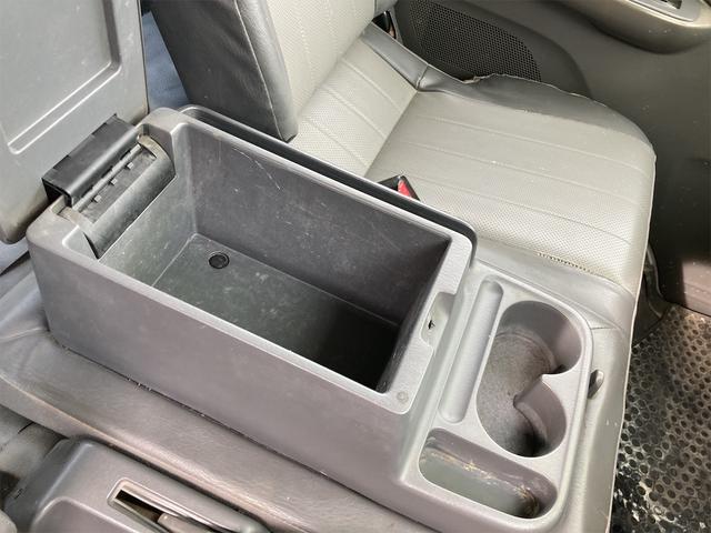 4WD エアコン パワーステアリング パワーウインドウ Wエアバッグ ABS 5速マニュアル 走行距離79161キロ 車検整備付き 保証付き 4ドア(33枚目)