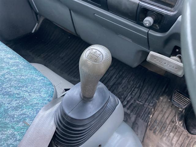 4WD 5速マニュアル ディーゼルエンジン エアコン パワーステアリング 走行距離48613キロ 修復歴無し 保証付き 車検整備付き パワーウインドウ(21枚目)