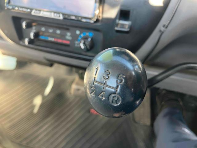 タウンエーストラック ＤＸ　４ＷＤ　トラック　５速マニュアル　ＥＴＣ　ナビＴＶ　エアコン　パワーステアリング　パワーウィンドウ　ＣＤ　ＤＶＤ再生（34枚目）
