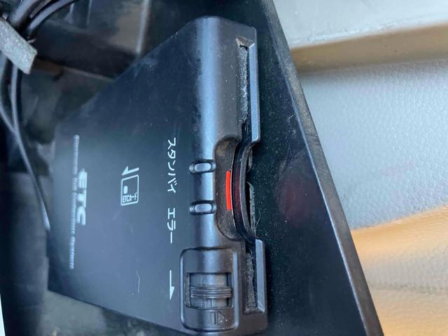 ＮＶ１００クリッパーリオ Ｇ　４ＷＤ　ＥＴＣ　電動オートステップ（後席左側）　両側電動スライドドア　ナビＴＶ　ＨＩＤ　キーレス　電動格納ミラー　シートヒーター　盗難防止システム　ＣＤ　ＤＶＤ再生　Ｂｌｕｅｔｏｏｔｈ（7枚目）