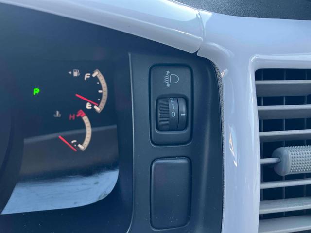 ハイエースバン ロングスーパーＧＬ　ローダウン　ＥＴＣ　ナビＴＶ　クリアランスソナー　両側スライドドア　キーレス　電動格納ミラー　アルミホイール　ＣＤ　ＤＶＤ再生　ＵＳＢ　ミュージックプレイヤー接続可　Ｂｌｕｅｔｏｏｔｈ　エアコン（32枚目）
