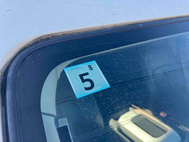 ハイエースバン ロングスーパーＧＬ　ローダウン　ＥＴＣ　ナビＴＶ　クリアランスソナー　両側スライドドア　キーレス　電動格納ミラー　アルミホイール　ＣＤ　ＤＶＤ再生　ＵＳＢ　ミュージックプレイヤー接続可　Ｂｌｕｅｔｏｏｔｈ　エアコン（50枚目）