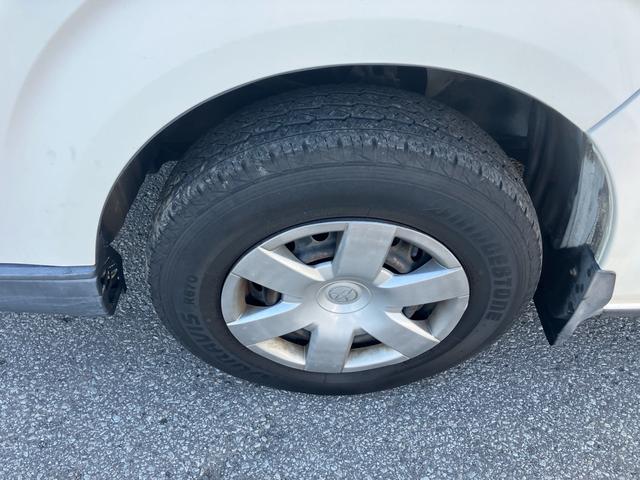 ハイエースワゴン DX 4WD 4列シート 10人乗り ガソリン車 オートスライドドア Wエアコン Wエアバッグ ABS ラジオ キーレス(6枚目)