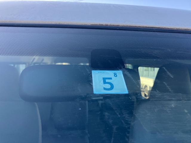 ハイエースワゴン DX 4WD 4列シート 10人乗り ガソリン車 オートスライドドア Wエアコン Wエアバッグ ABS ラジオ キーレス(7枚目)