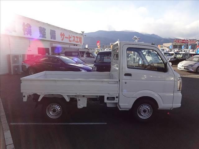 KCエアコン・パワステ 届出済未使用車 切替4WD 純正AM/FMラジオ ヘッドライトレベライザー エアコン パワステ(5枚目)