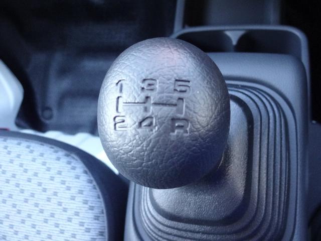 KCエアコン・パワステ 届出済未使用車 切替4WD 純正AM/FMラジオ ヘッドライトレベライザー エアコン パワステ(45枚目)