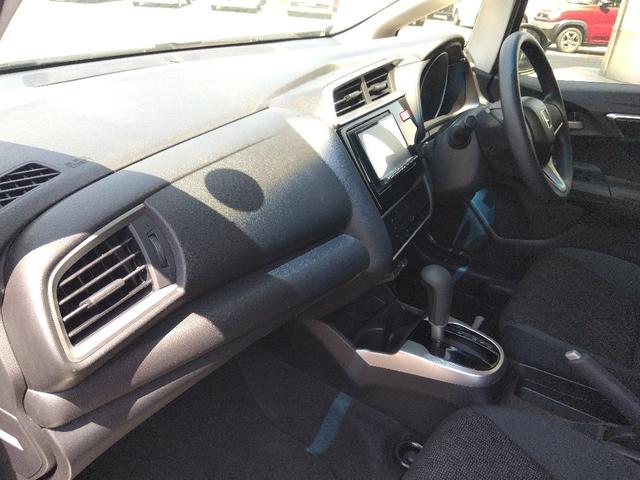 フィット １３Ｇ・Ｆパッケージ☆Ｂｌｕｅｔｏｏｔｈ☆走行２．７万ｋｍ☆　禁煙車☆ナビ☆Ｂｌｕｅｔｏｏｔｈ接続☆ＤＶＤ再生☆バックカメラ☆ＥＴＣ☆前後ドライブレコーダー☆ＥＣＯＮ☆ミラーウィンカー☆電動格納ミラー☆プッシュスタート☆スマートキー☆走行２．７万ｋｍ☆試乗ＯＫ☆（42枚目）