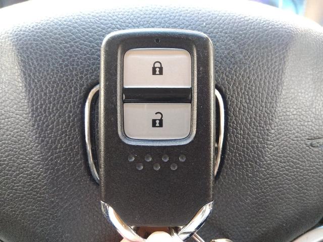 フィット １３Ｇ・Ｆパッケージ☆Ｂｌｕｅｔｏｏｔｈ☆走行２．７万ｋｍ☆　禁煙車☆ナビ☆Ｂｌｕｅｔｏｏｔｈ接続☆ＤＶＤ再生☆バックカメラ☆ＥＴＣ☆前後ドライブレコーダー☆ＥＣＯＮ☆ミラーウィンカー☆電動格納ミラー☆プッシュスタート☆スマートキー☆走行２．７万ｋｍ☆試乗ＯＫ☆（62枚目）