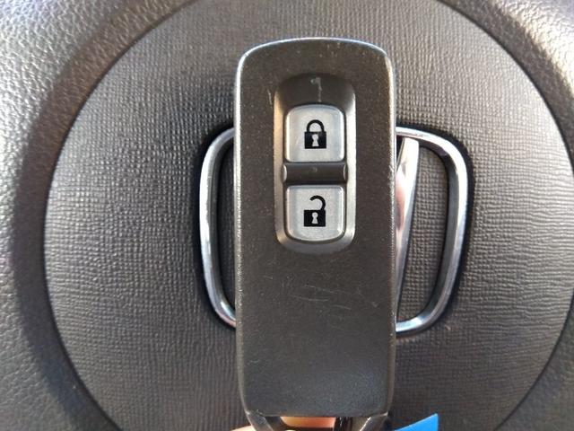 Ｎ－ＯＮＥ スタンダード☆１オナ☆ナビ☆Ｂｌｕｅｔｏｏｔｈ接続☆試乗ＯＫ　１オナ☆ナビ☆Ｂｌｕｅｔｏｏｔｈオーディオ☆ＣＤ再生☆ＥＴＣ☆アイドリングストップ☆ＶＳＡ☆スマートキー☆プッシュスタート☆ヘッドライトレベリングダイヤル☆純正マット☆バイザー☆走行４万キロ☆試乗ＯＫ（60枚目）