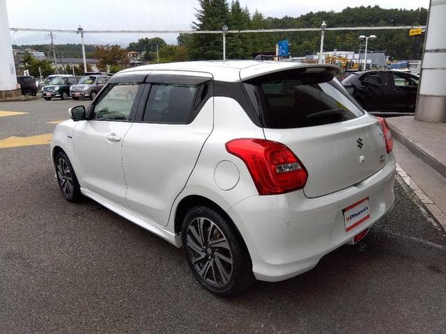 SUZUKI SWIFT HYBRID RS