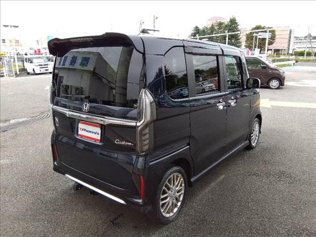 N-BOXカスタム Lターボ4WD☆BT接続☆バックカメラ☆両側電動ドア☆ 4WD☆ターボ☆ホンダセンシング☆ナビ☆Bluetooth☆Bカメラ☆ドラレコ☆ビルトインETC☆シートヒーター☆ハーフレザー☆両側電動ドア☆LEDライト☆パドルシフト☆パーキングセンサー☆試乗OK☆(6枚目)