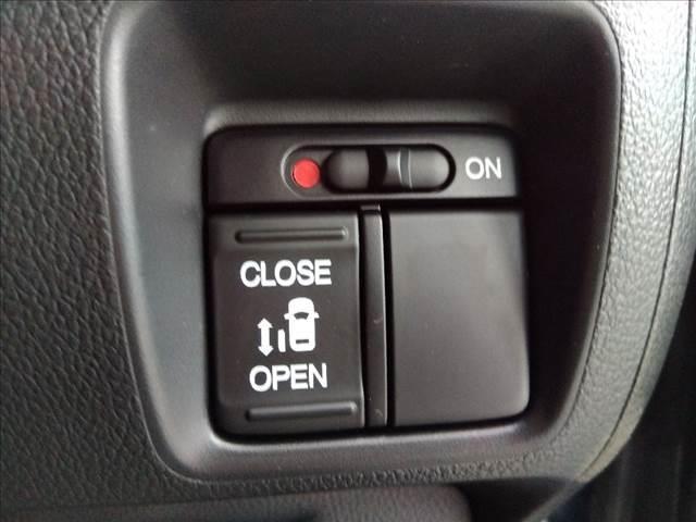 ☆2トーン☆ナビ☆TV☆Bluetooth☆バックカメラ☆ビルトインETC☆キセノンライト☆フォグ☆パワースライドドア☆アイドリングストップ☆黒塗装フロントグリル☆スマートキー☆Pスタート☆試乗OK☆