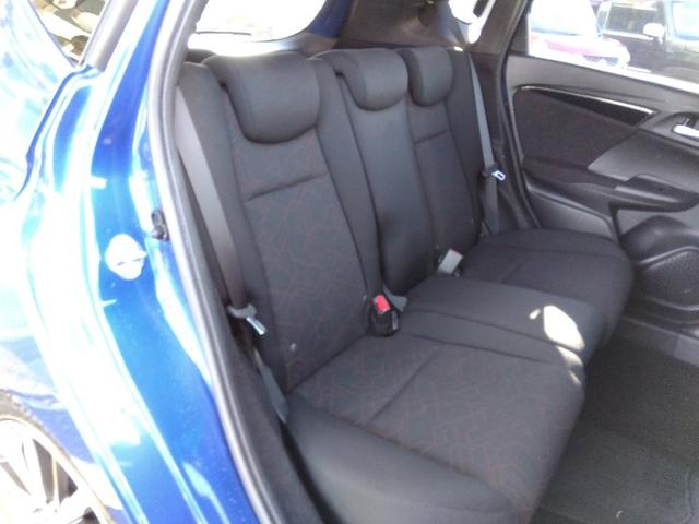 フィット ＲＳ☆６速ＭＴ☆１オーナー☆ナビ☆Ｂｌｕｅｔｏｏｔｈ接続☆　☆ワンオーナー☆６速ＭＴ☆ナビ☆Ｂｌｕｅｔｏｏｔｈ接続☆バックカメラ☆ＥＴＣ☆クルーズコントロール☆ＣＴＢＡ☆横滑り防止☆アイドリングストップ☆ドライブレコーダー☆プッシュスタート☆ミラーウィンカー☆（37枚目）