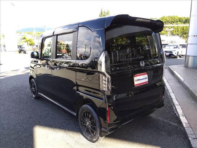 Ｎ－ＢＯＸカスタム Ｌスタイル＋ブラック☆４ＷＤ☆８インチナビ☆両側電動ドア☆　４ＷＤ☆ホンダセンシング☆８インチナビ☆Ｂｌｕｅｔｏｏｔｈ☆バックカメラ☆ドラレコ☆前席シートヒーター☆両側電動ドア☆ＬＥＤライト＆フォグ☆シーケンシャルウィンカー☆オートブレーキホールド☆試乗ＯＫ☆（8枚目）