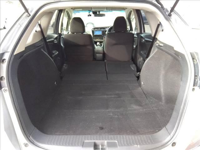 シャトル ハイブリッドホンダセンシング☆ナビ☆ETC☆ドラレコ☆ ホンダセンシング☆ナビ☆Bluetooth☆バックカメラ☆ビルトインETC☆ドライブレコーダー☆CMBS☆LKAS☆アダプティブクルーズ☆ECON☆路外逸脱抑制☆標識認識☆オートライト☆スマートキー☆(11枚目)