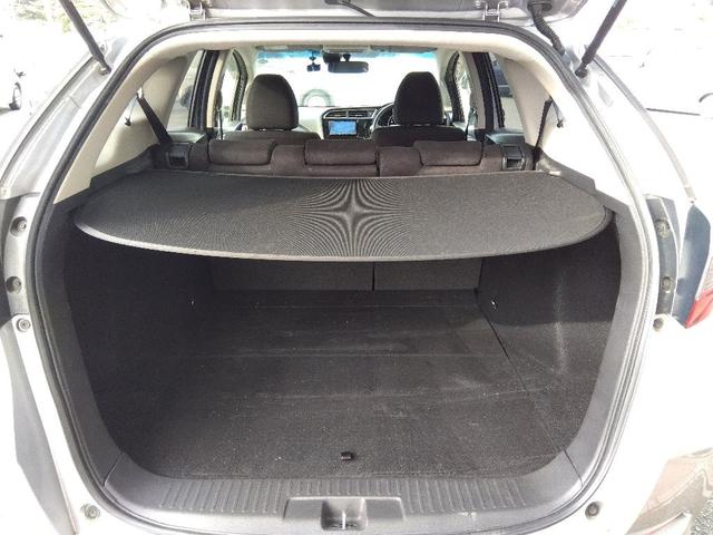 シャトル ハイブリッドホンダセンシング☆ナビ☆ETC☆ドラレコ☆ ホンダセンシング☆ナビ☆Bluetooth☆バックカメラ☆ビルトインETC☆ドライブレコーダー☆CMBS☆LKAS☆アダプティブクルーズ☆ECON☆路外逸脱抑制☆標識認識☆オートライト☆スマートキー☆(33枚目)