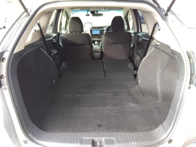 シャトル ハイブリッドホンダセンシング☆ナビ☆ETC☆ドラレコ☆ ホンダセンシング☆ナビ☆Bluetooth☆バックカメラ☆ビルトインETC☆ドライブレコーダー☆CMBS☆LKAS☆アダプティブクルーズ☆ECON☆路外逸脱抑制☆標識認識☆オートライト☆スマートキー☆(35枚目)