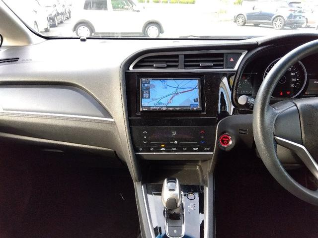 シャトル ハイブリッドホンダセンシング☆ナビ☆ETC☆ドラレコ☆ ホンダセンシング☆ナビ☆Bluetooth☆バックカメラ☆ビルトインETC☆ドライブレコーダー☆CMBS☆LKAS☆アダプティブクルーズ☆ECON☆路外逸脱抑制☆標識認識☆オートライト☆スマートキー☆(45枚目)