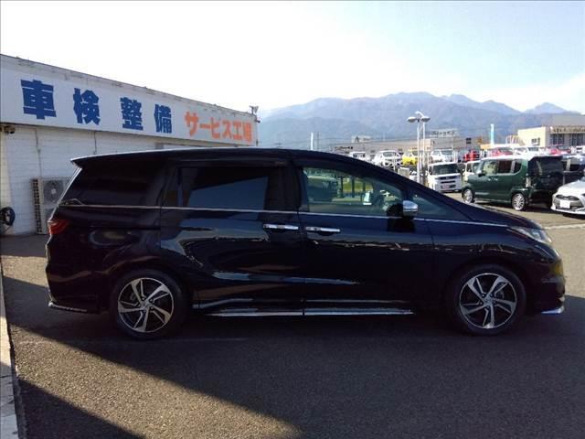 オデッセイ アブソルート☆ナビ☆リアエンターテイメント☆両側電動ドア☆ ナビ☆リアエンターテイメント☆マルチビューカメラシステム☆Bluetooth☆接続ビルトインETC☆両側電動ドア☆クルーズコントロール☆CTBA☆パドルシフト☆ハーフレザーシート☆LEDオートライト☆(5枚目)