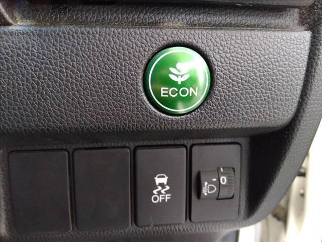 １オーナー☆ナビ☆Ｂｌｕｅｔｏｏｔｈ☆バックカメラ☆ＤＶＤ／ＣＤ再生☆ＥＴＣ☆アイドリングストップ☆ＥＣＯＮ☆ヘッドライトレベライザー☆ミラーウィンカー☆プッシュスタート☆走行３．８万ｋｍ☆試乗ＯＫ☆