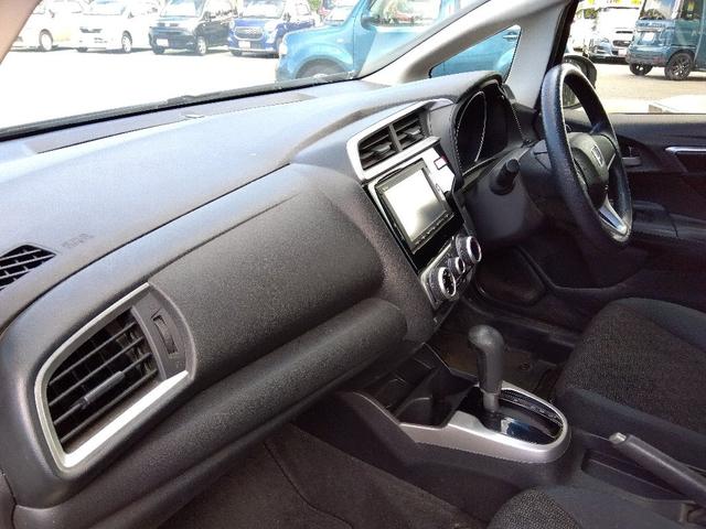 １オーナー☆ナビ☆Ｂｌｕｅｔｏｏｔｈ☆バックカメラ☆ＤＶＤ／ＣＤ再生☆ＥＴＣ☆アイドリングストップ☆ＥＣＯＮ☆ヘッドライトレベライザー☆ミラーウィンカー☆プッシュスタート☆走行３．８万ｋｍ☆試乗ＯＫ☆