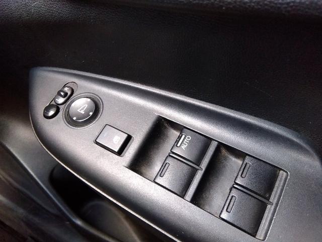 １オーナー☆ナビ☆Ｂｌｕｅｔｏｏｔｈ☆バックカメラ☆ＤＶＤ／ＣＤ再生☆ＥＴＣ☆アイドリングストップ☆ＥＣＯＮ☆ヘッドライトレベライザー☆ミラーウィンカー☆プッシュスタート☆走行３．８万ｋｍ☆試乗ＯＫ☆